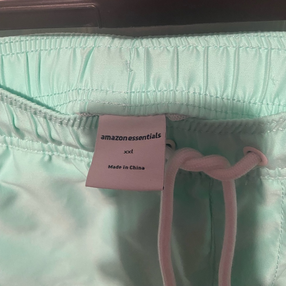 Amazon Essentials Swim Trunks - Picture 4 of 4
